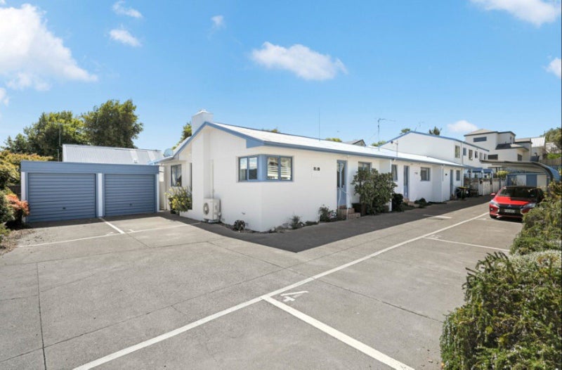 2/120 MacFarlane Street, Hamilton East, Hamilton - Carousel 1