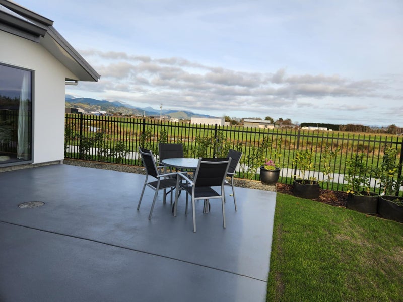 32 Hanworth Road, Appleby, Richmond - Carousel 2