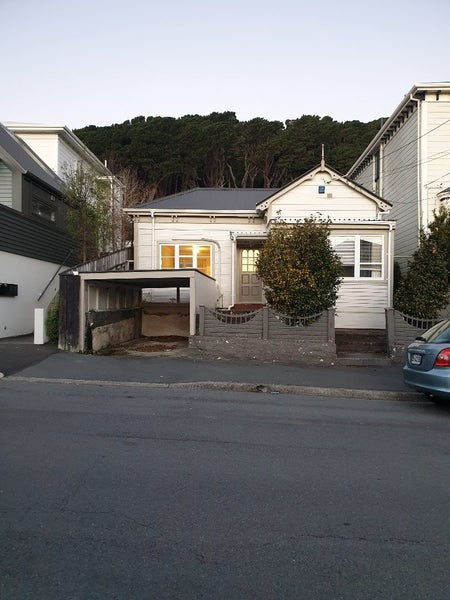 87 Austin Street, Mount Victoria, Wellington - Carousel 1