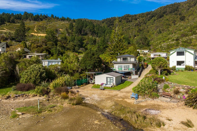 26 Belview Road, HAVELOCK, PICTON - Carousel 2