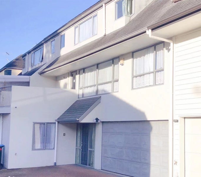 718B Manukau Road, Royal Oak, Auckland - Carousel 1