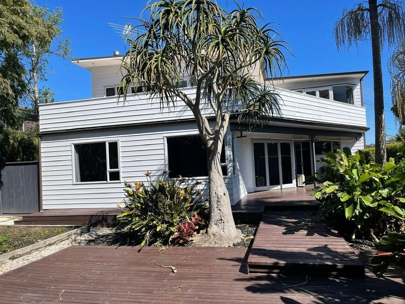 1007 Beach Road, Torbay, Auckland - Carousel 1