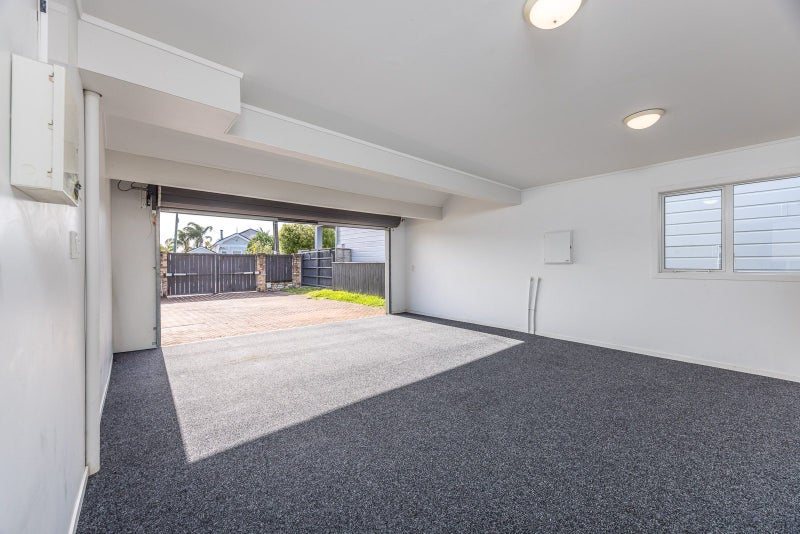 74 Queen Street, Northcote Point, Auckland - Carousel 37
