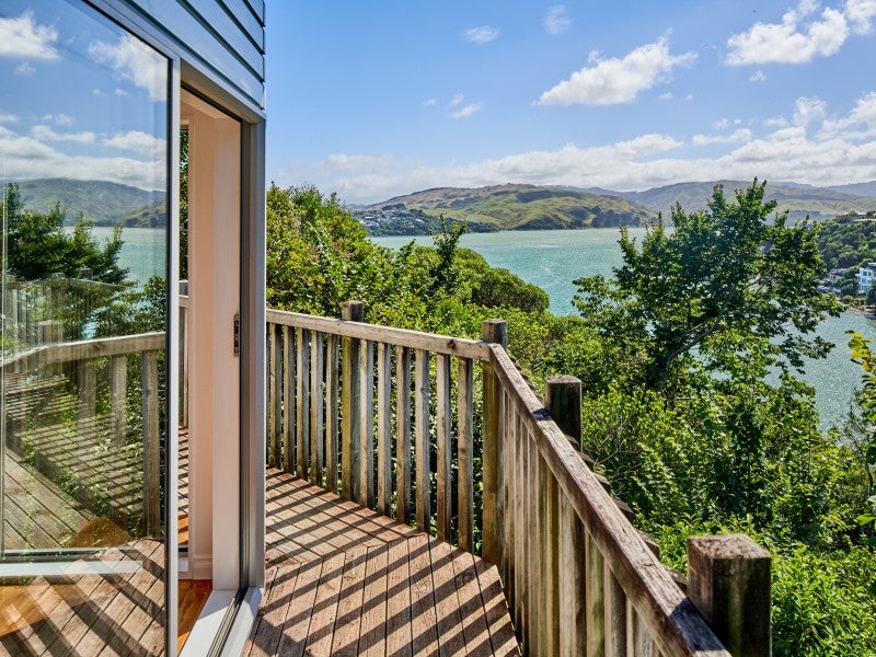 72 Paremata Road, Paremata, Porirua - Carousel 1