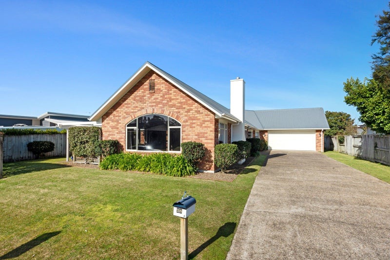 28 Coleraine Drive, Rototuna, Hamilton - Carousel 18