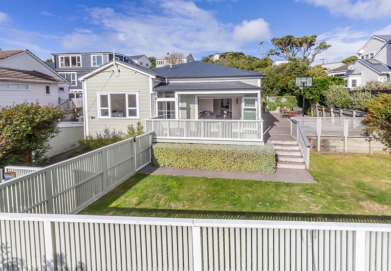 235 Cockayne Road, Ngaio, Wellington - Carousel 1