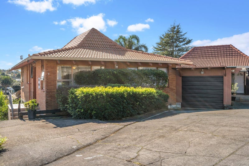 1/10 Budock Road, Hillsborough, Auckland - Carousel 1