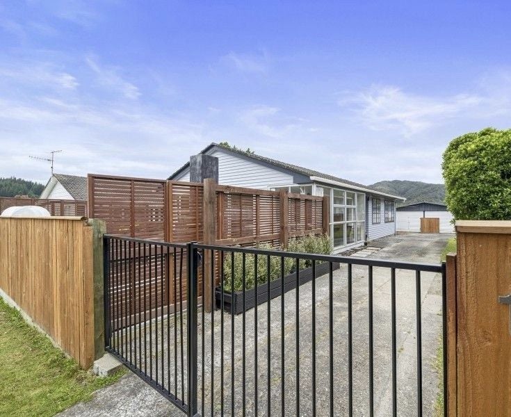 13 Kaponga Street, Wainuiomata, Lower Hutt - Carousel 1