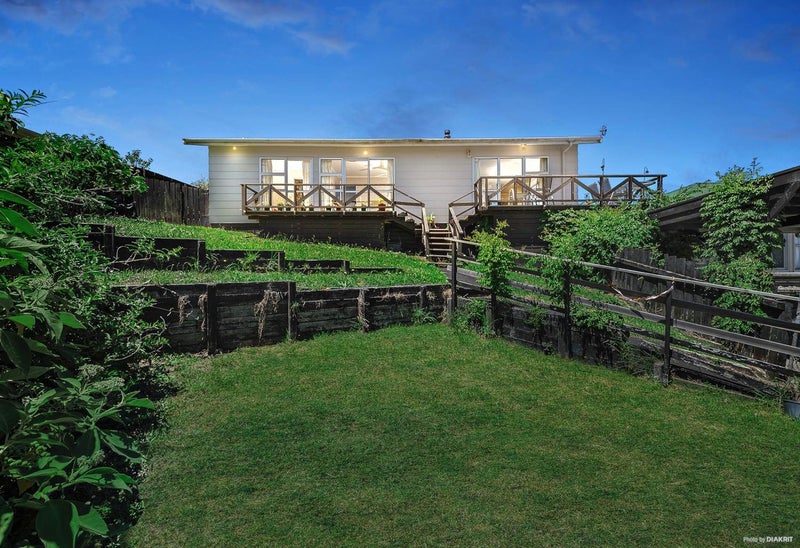 4/25 Edgware Road, West Harbour, Auckland - Carousel 1