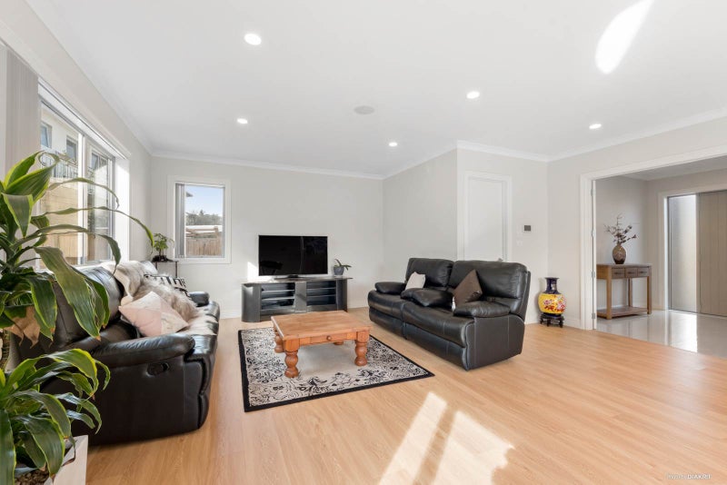 66B Olsen Avenue, Hillsborough, Auckland - Carousel 2