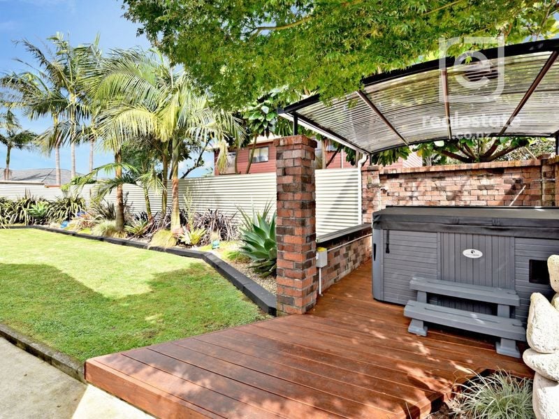 5 Cumbrian Place, Conifer Grove, Takanini - Carousel 20