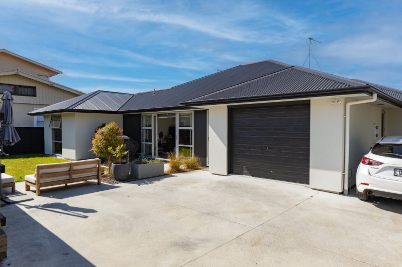 7/26 Garnett Avenue, Forest Lake, Hamilton - Carousel 1