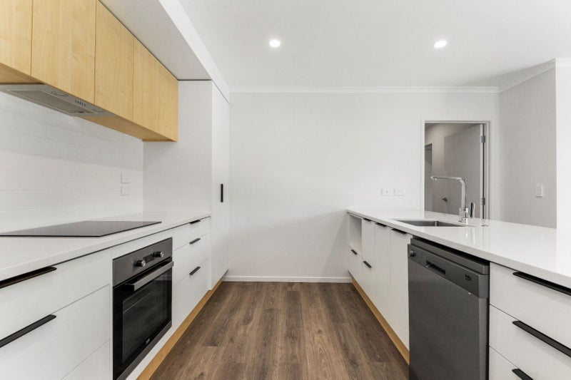 10 Ngarua Lane, Hamilton - Carousel 2