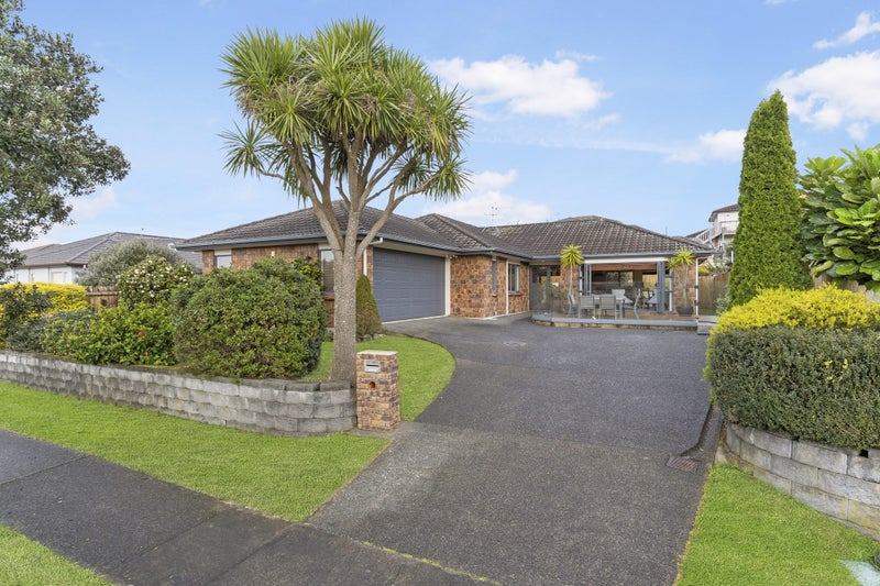 13 Nanleen Rise, Manurewa, Auckland - Carousel 1