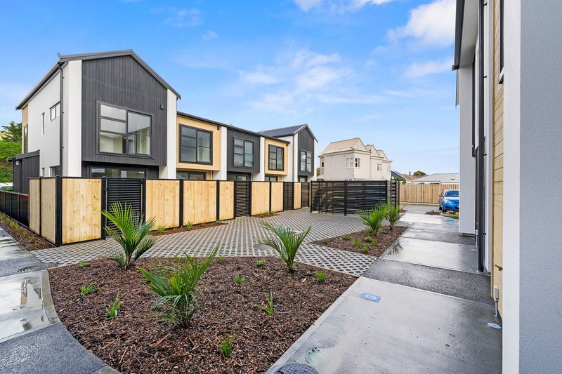 4/91 Oxford Terrace, Epuni, Lower Hutt - Carousel 1