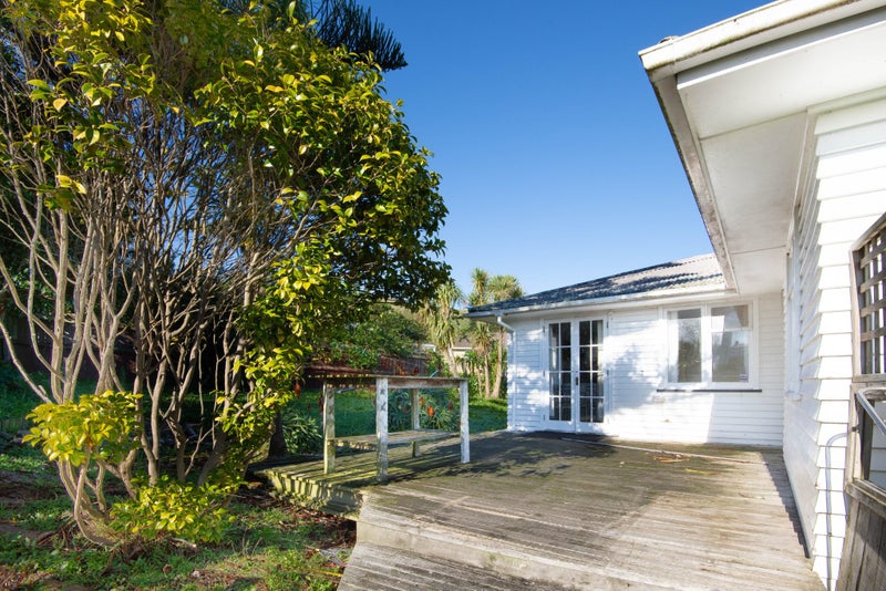 42 Kaituna Street, Waitangirua, Porirua - Carousel 2