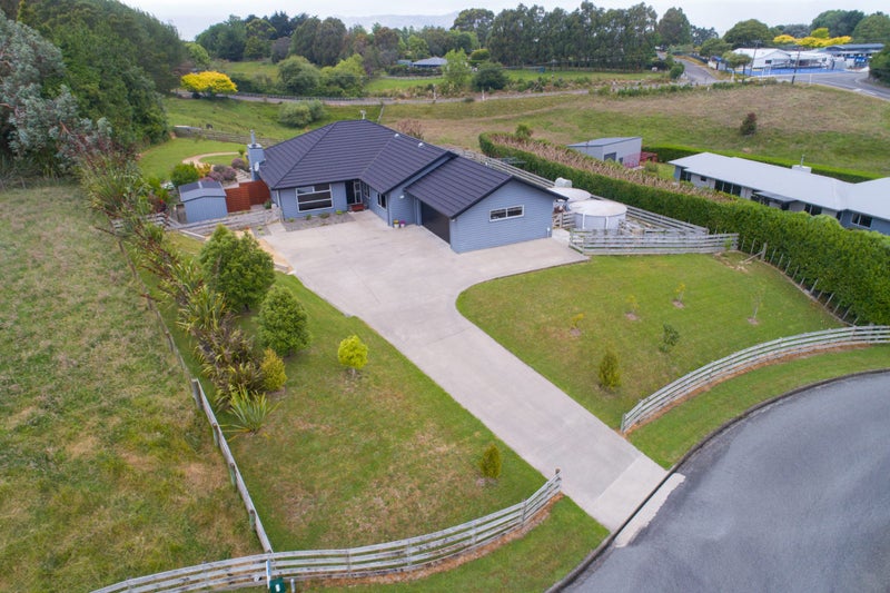 138 Greer Court, Bunnythorpe, Palmerston North - Carousel 2