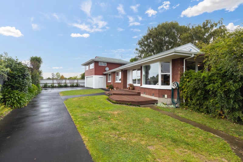 15 Tralee Place, Bishopdale, Christchurch - Carousel 10