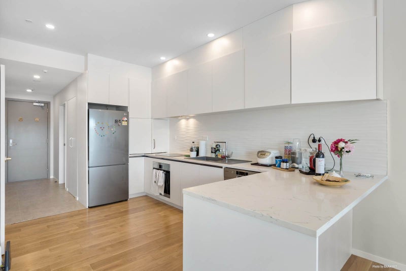 4/69 Lake Road, Devonport, Auckland - Carousel 2