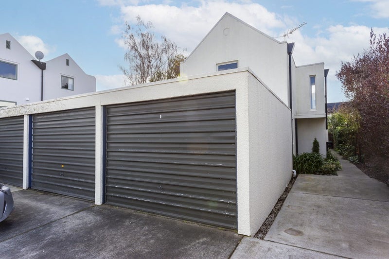 1/16 Exeter Street, Merivale, Christchurch - Carousel 18