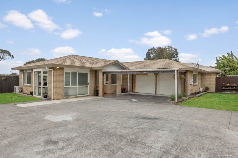 10 Grangewood Close, Favona, Auckland - Carousel 1