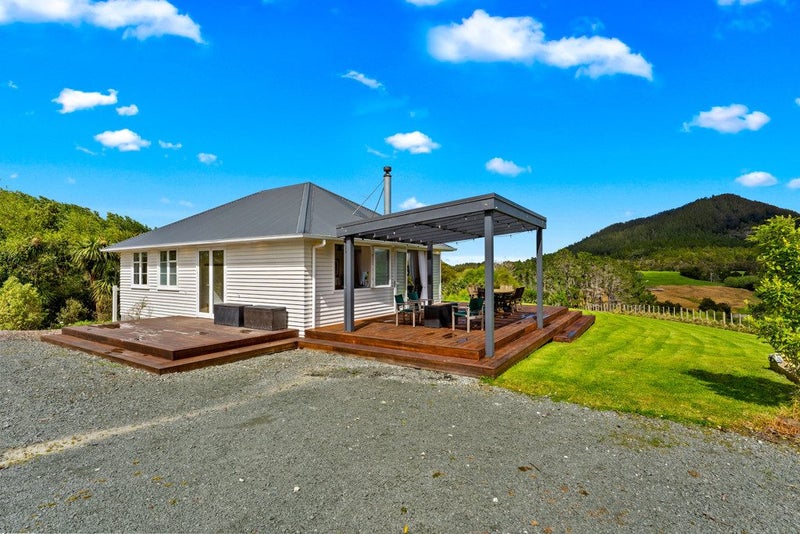 280C Baldrock Road, Maungaturoto - Carousel 1