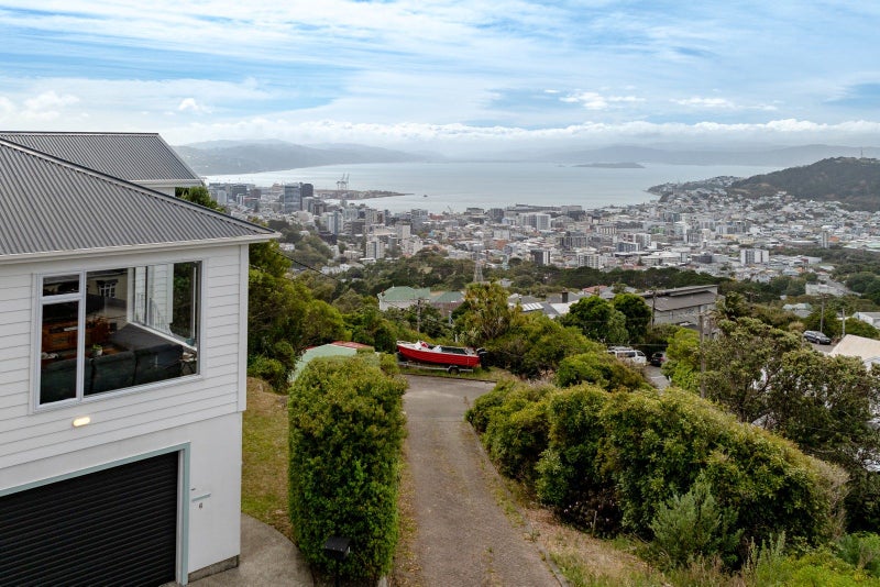 6 Mitchell Street, Brooklyn, Wellington - Carousel 2