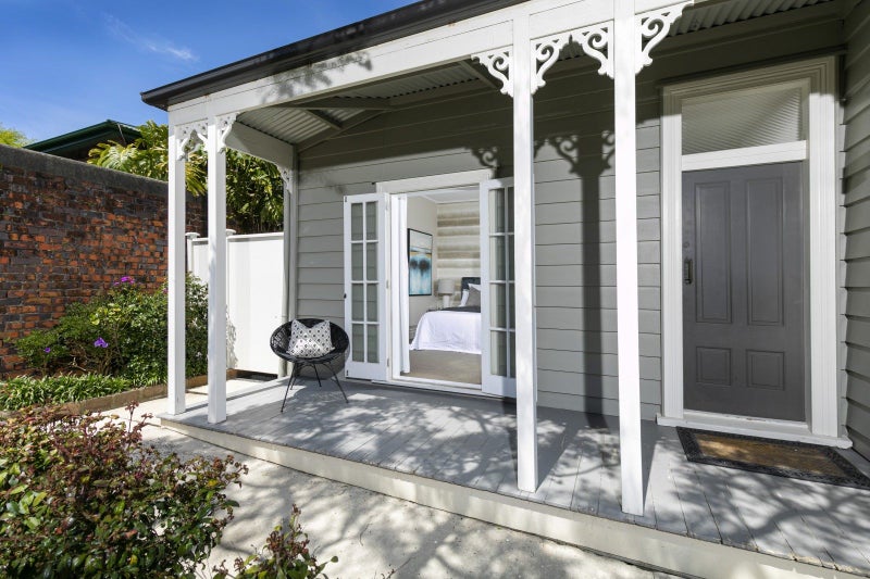 31 Mozeley Avenue, Devonport, Auckland - Carousel 2