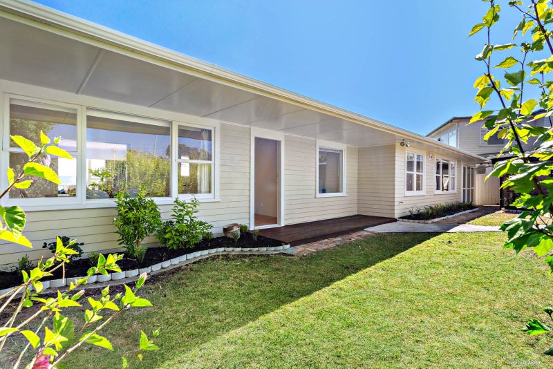 46 Waipa Street, Birkenhead, Auckland - Carousel 2