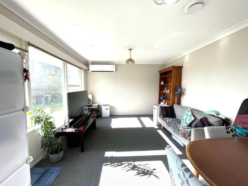 2/238 Onewa Road, Birkenhead, Auckland - Carousel 2