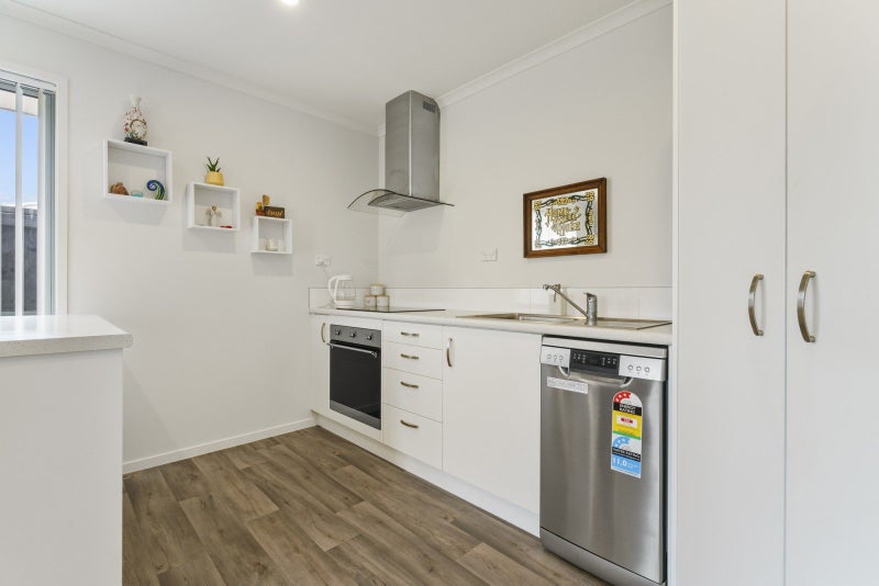 1 LANCE WAY, Papamoa, Tauranga - Carousel 15