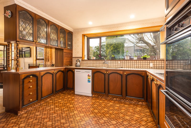 28 Cricklewood Place, Avonhead, Christchurch - Carousel 2