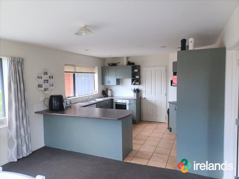 53 Coolspring Way, Redwood, Christchurch - Carousel 2