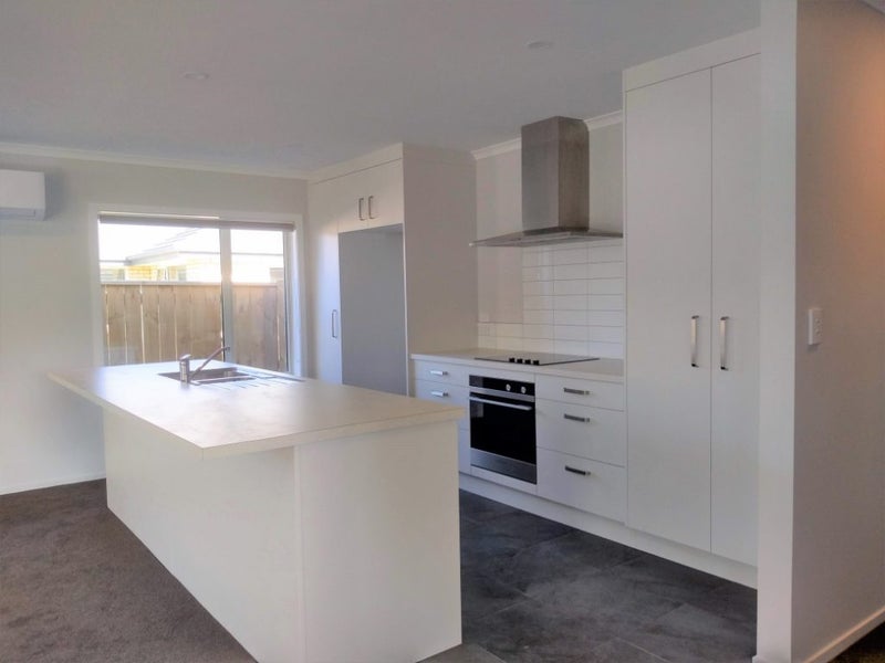 6 Middleton Road, Johnsonville, Wellington - Carousel 1