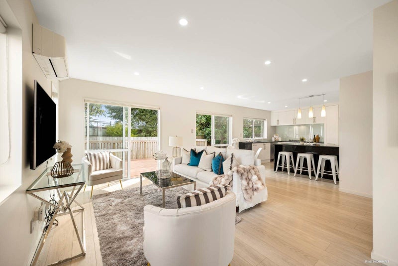 2/12 Tonar Street, Northcote, Auckland - Carousel 2