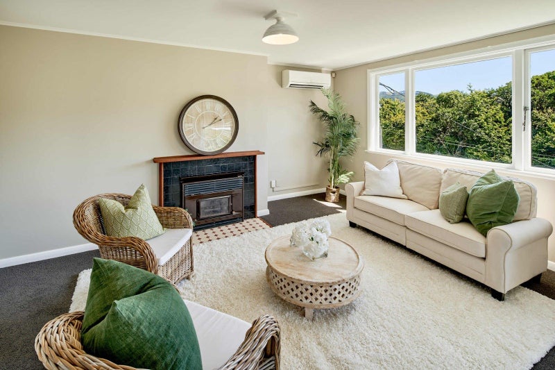 34 Windley Street, Ranui, Porirua - Carousel 1