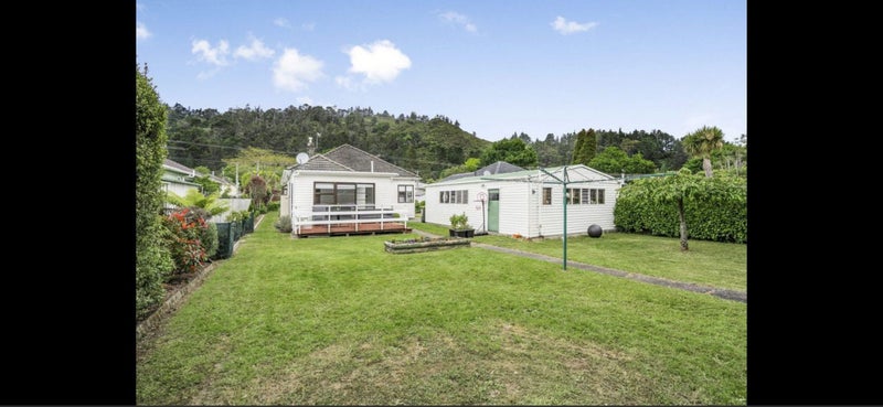 9 Poole Crescent, Wainuiomata, Lower Hutt - Carousel 1