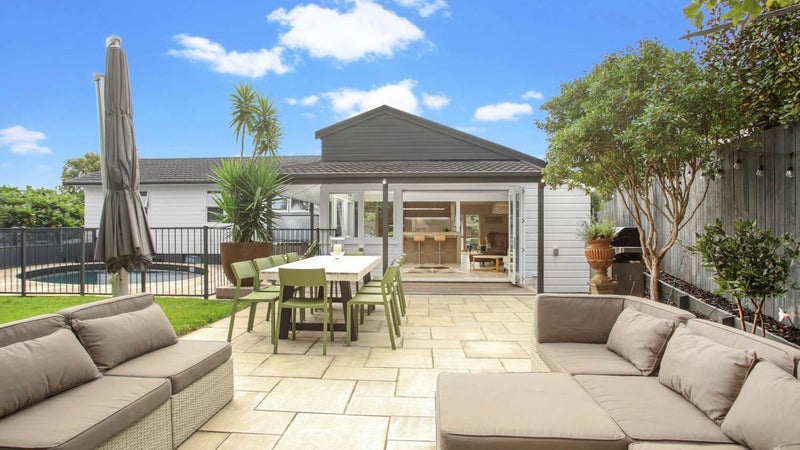 100 Tarawera Terrace, St Heliers, Auckland - Carousel 1