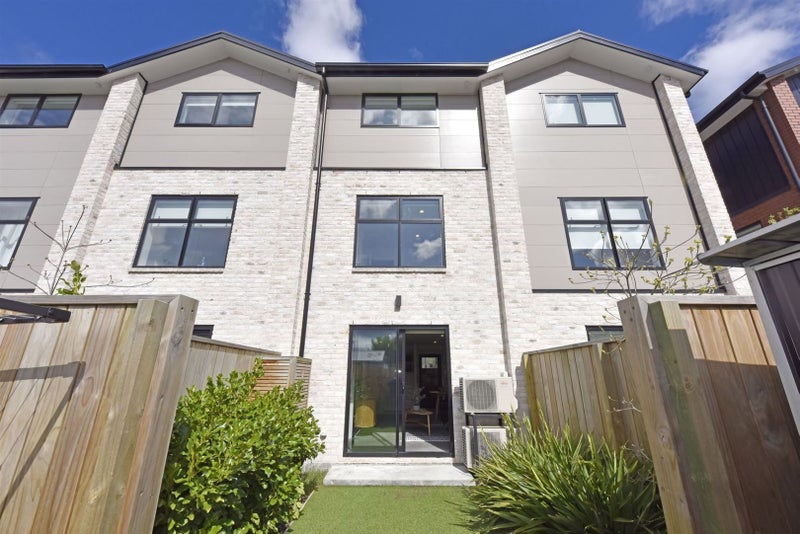 2/263 Gloucester Street, Christchurch Central, Christchurch - Carousel 1