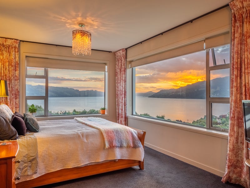 10 Glenfinlass Street, Company Bay, Dunedin - Carousel 2