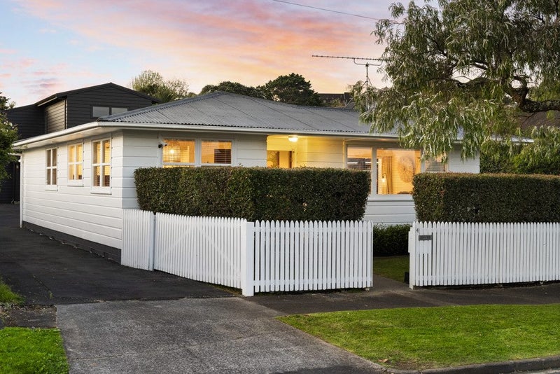 4 Esperance Road, Glendowie, Auckland - Carousel 2