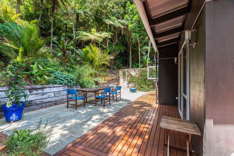 30 Hobson Terrace, Onetangi, Waiheke Island - Carousel 2