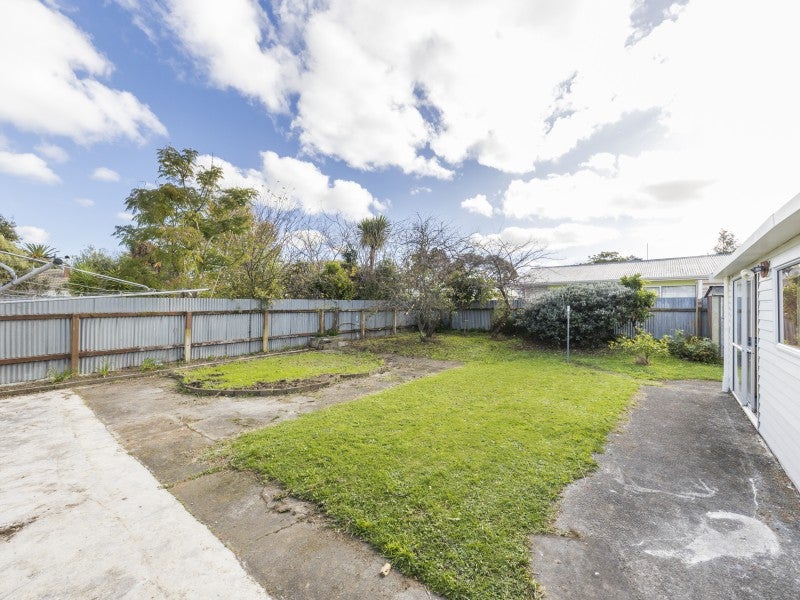 3 Manchester Street, Takaro, Palmerston North - Carousel 22