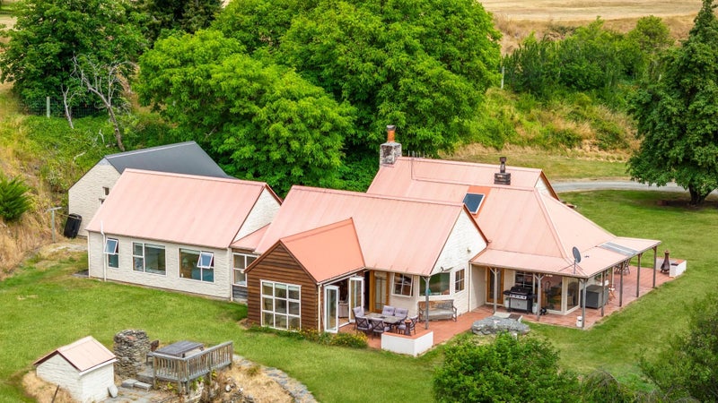 133 Tucker Beach Road, Lower Shotover, Queenstown - Carousel 1