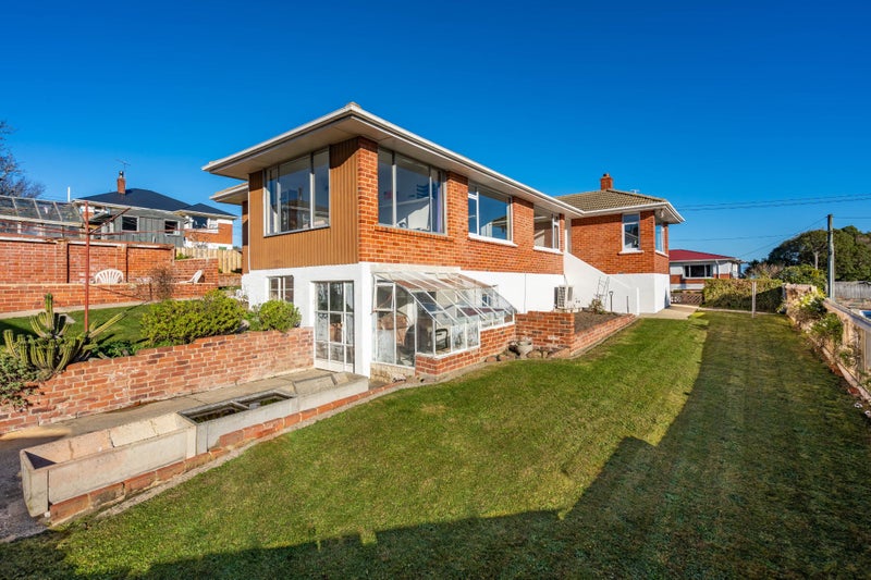 8 Beatty Street, Waverley, Dunedin - Carousel 2