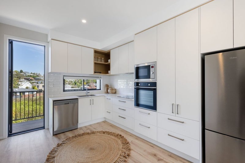 8 Harapa Way, Brookfield, Tauranga - Carousel 2