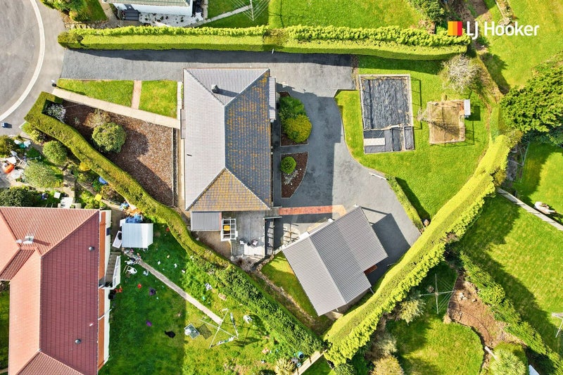 5 Ellersley Street, Halfway Bush, Dunedin - Carousel 2