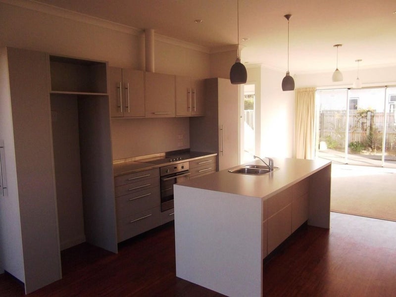 4C Benzie Avenue, Wallaceville, Upper Hutt - Carousel 2