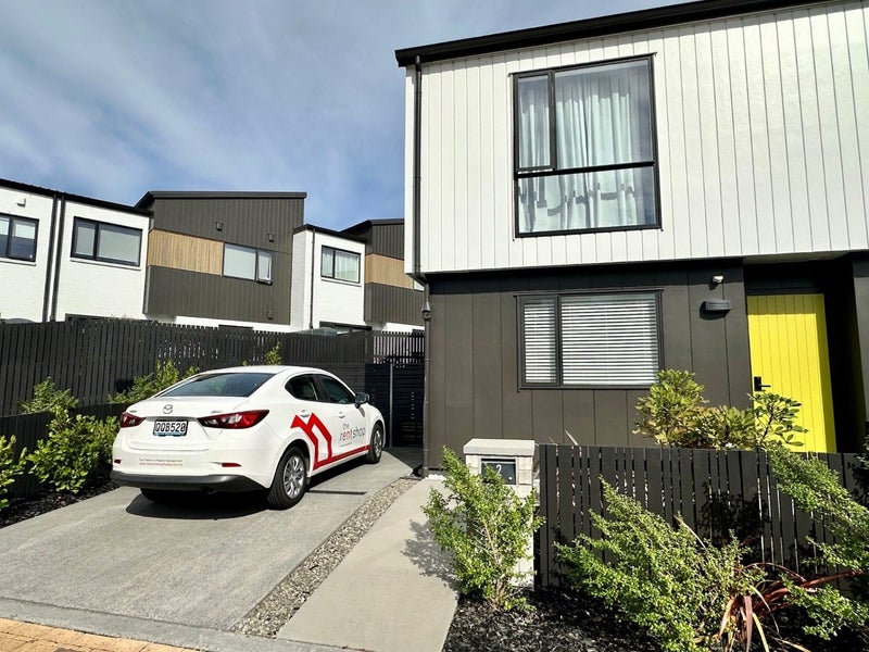 2 Ko Iti Lane, Hobsonville, Auckland - Carousel 1