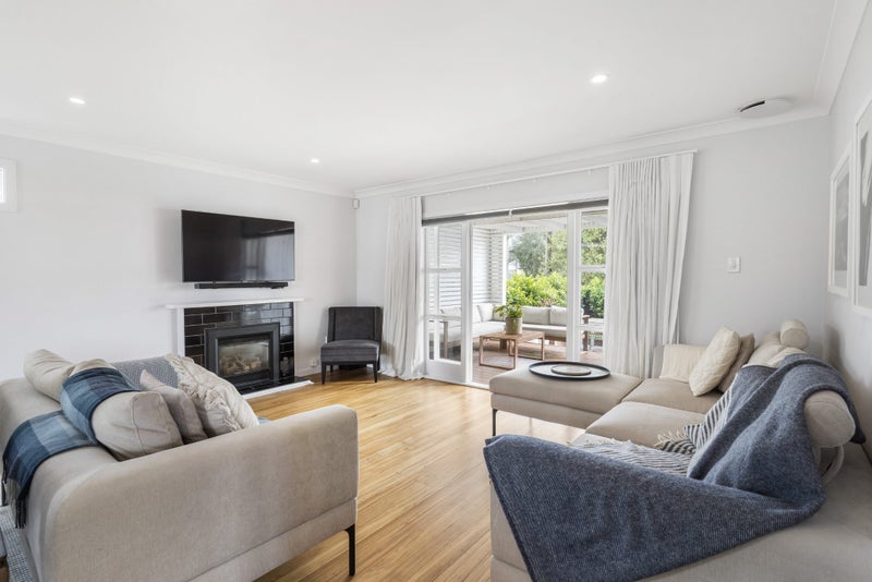 1/63 Gladstone Road, Northcote, Auckland - Carousel 2